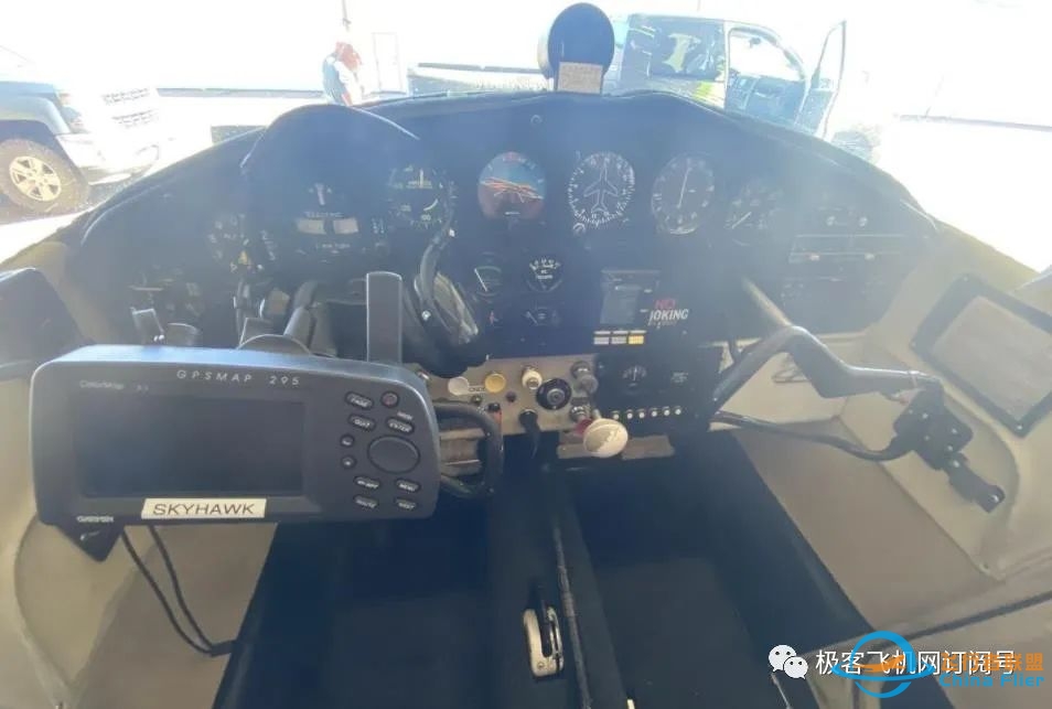 现货丨塞斯纳172飞机出售,退役状态,部件齐全,可通电开车!-4802 