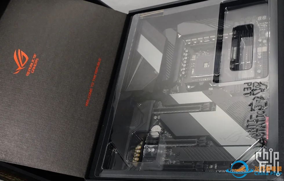 [电脑][第六届机王争霸赛]水冷组——X元素T引擎 by GAMING-4168 