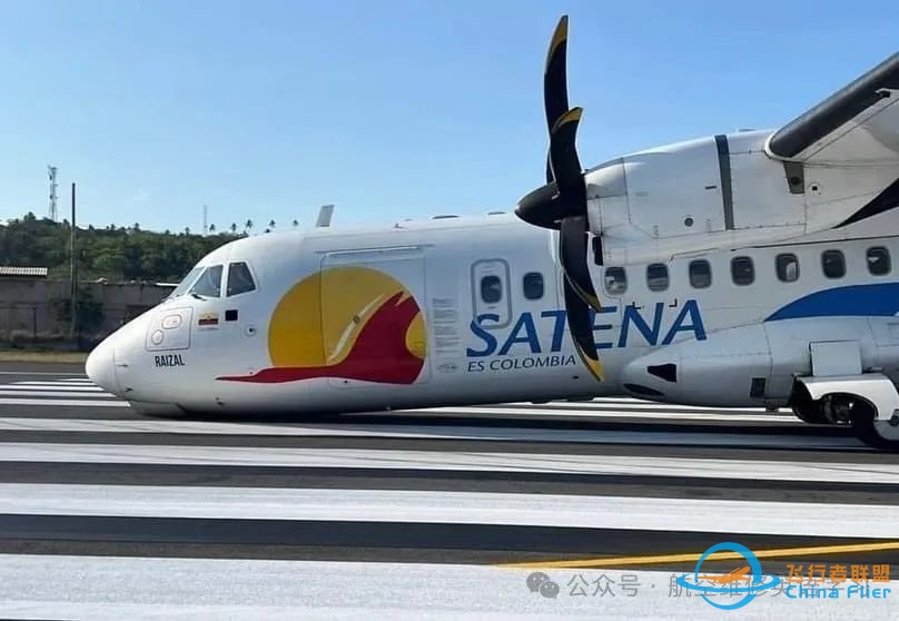 A small aircraft's nose gear collapsed