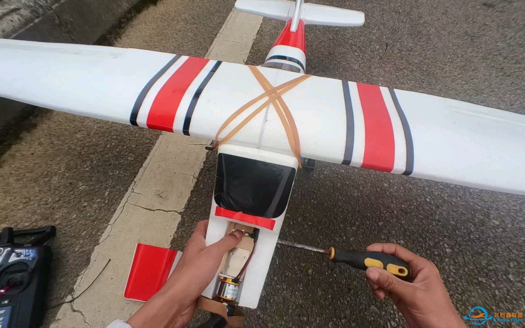 塞斯纳182调试首飞，标准式新手降落-6955 