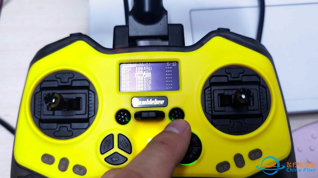 RC遥控器完美模拟微软xbox游戏手柄，通吃DCS、微软飞行模拟、IL2、皇牌空战7等等所有飞行游戏。-9248 