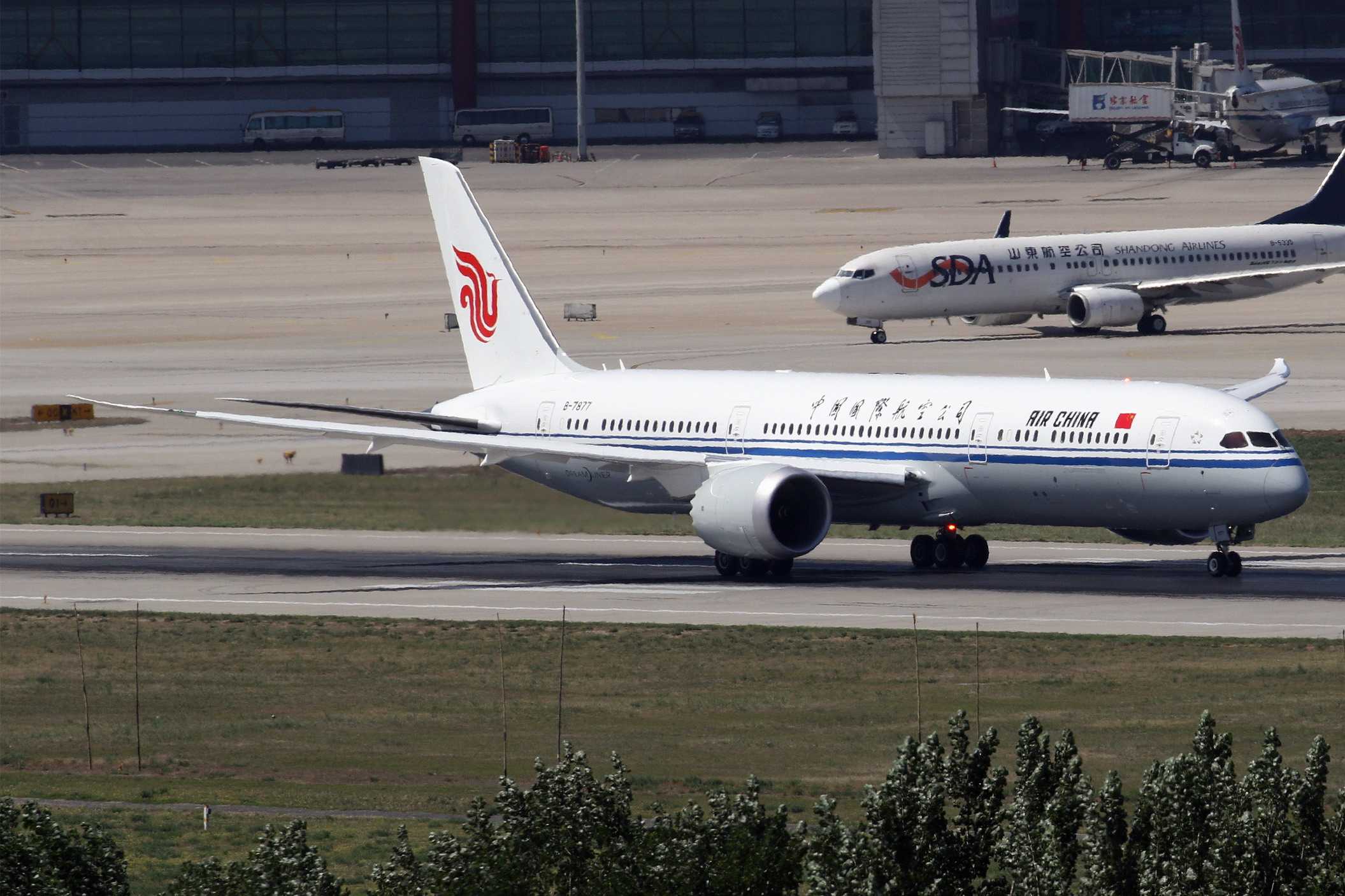 电脑翻出2016年拍的飞机3-2869 