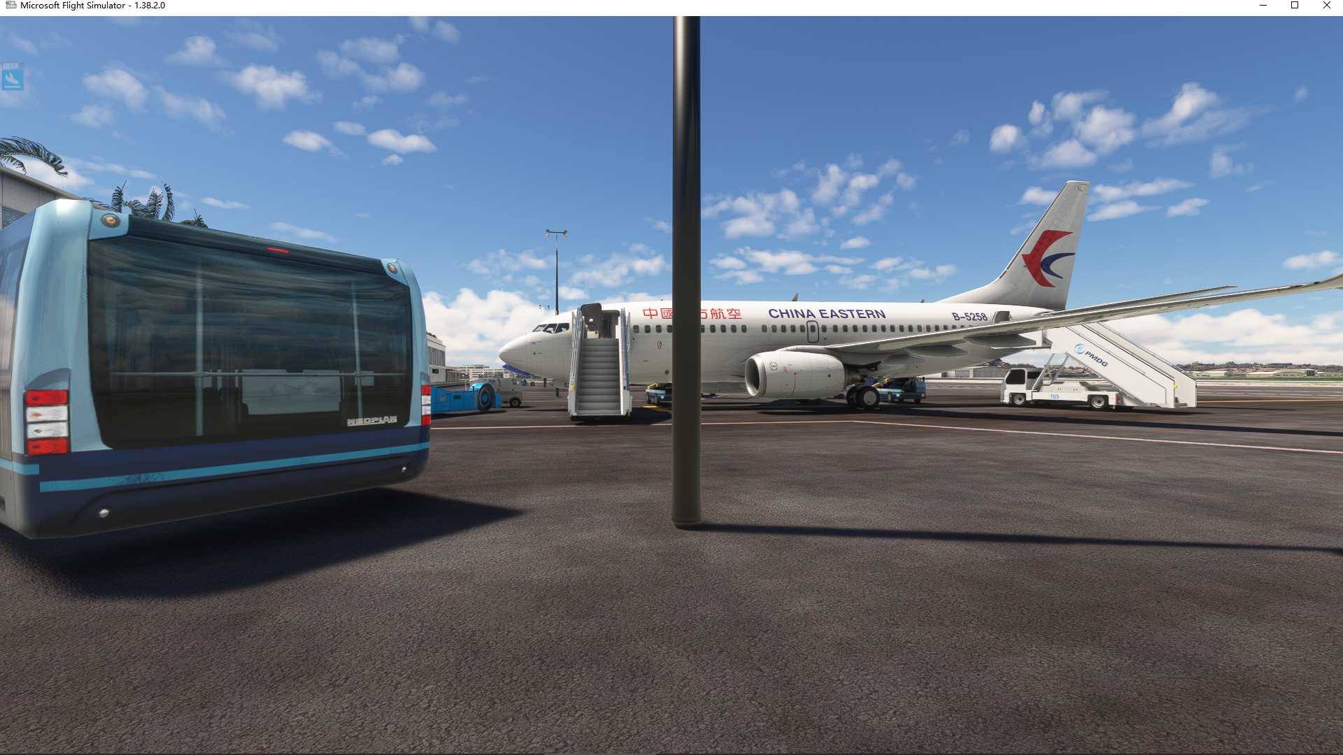 MSFS20   KLGB-----KSMF-8194 