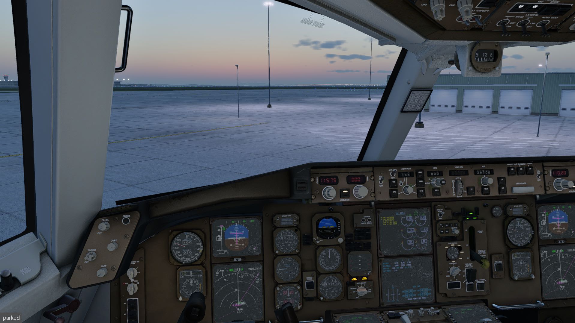 挑一架拍过的飞机模拟它的航线2-1899 