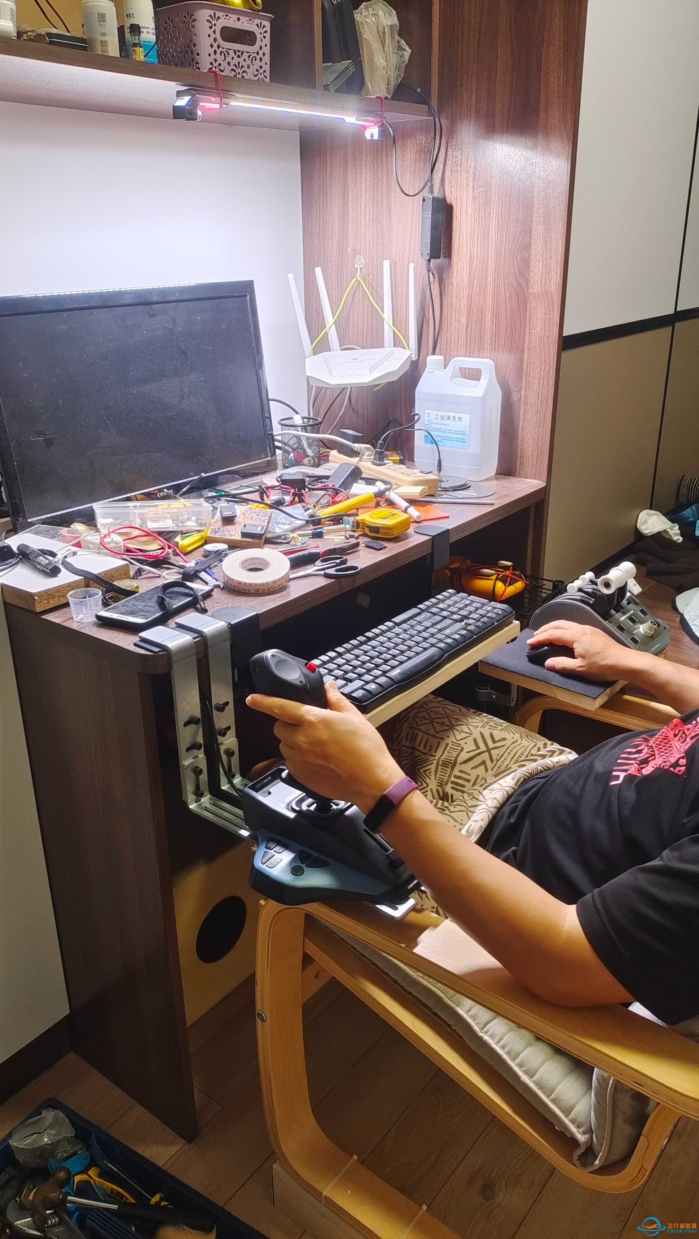 我回来了，大家好，这回升级了，欢迎大家指导。-5553 