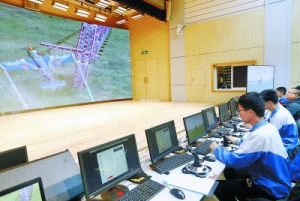 2018全国青少年模拟飞行精英赛开赛 520名中小学生“模拟飞行” ...
