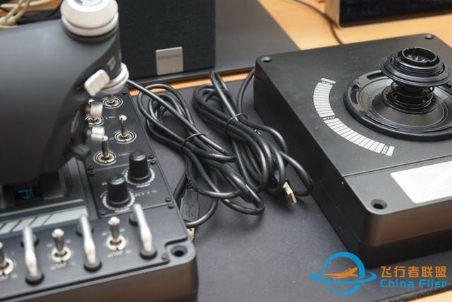 对于飞行它是认真的：罗技 X56 HOTAS仿真飞行摇杆-7655