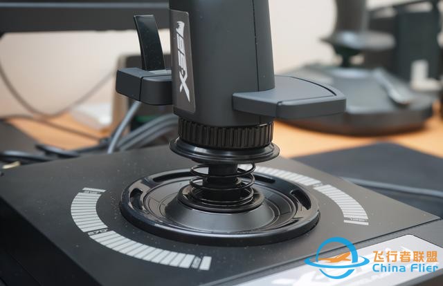 对于飞行它是认真的：罗技 X56 HOTAS仿真飞行摇杆-6131