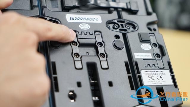 图马思特TCA飞行摇杆三件套开箱：还原驾驶舱意象的三块拼图-6867