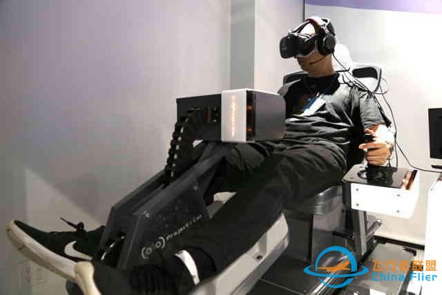 VR半年结：消费级产品无突破，商用外设是未来？-7407