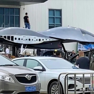 皇牌空战原型机来珠海了，外形太科幻，南天门计划不会是真的吧？