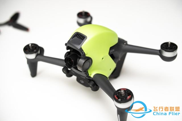 零基础也能玩的穿越机？大疆DJI FPV Combo穿越机开箱试飞-239