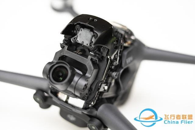零基础也能玩的穿越机？大疆DJI FPV Combo穿越机开箱试飞-3095
