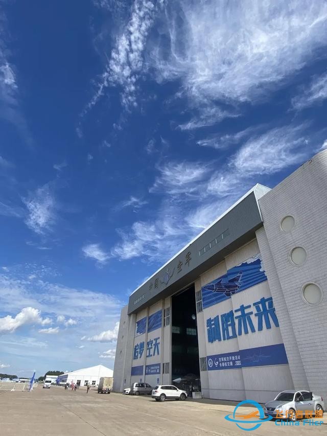 2022年空军航空开放活动，这样看-4612