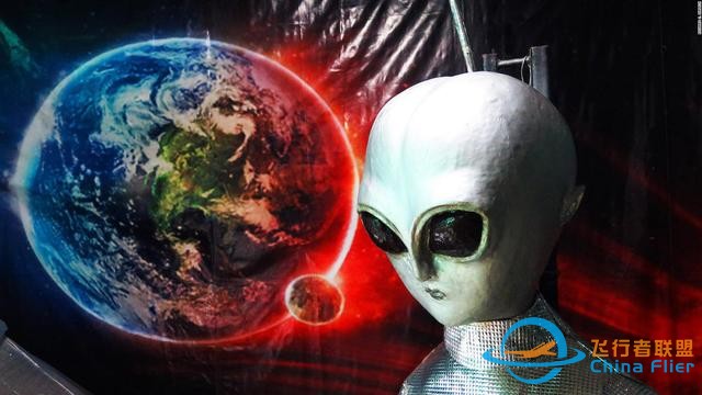 近1600页UFO报告，美国猜想外星人技术，或能超光速飞行-6467