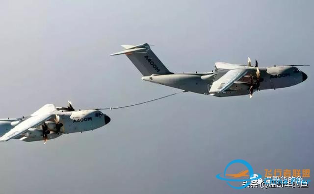 与空中加油飞机A400M近距离接触-2207