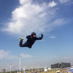 模拟飞行、风洞体验……世界飞行者大会互动体验区好热闹！