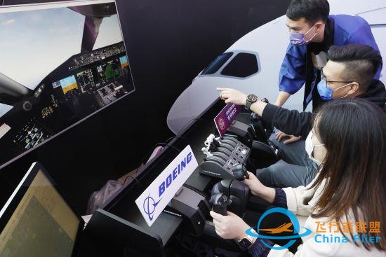 吉祥航空与熊本国际机场、熊本熊三方联名快闪活动限时空降上海-8117