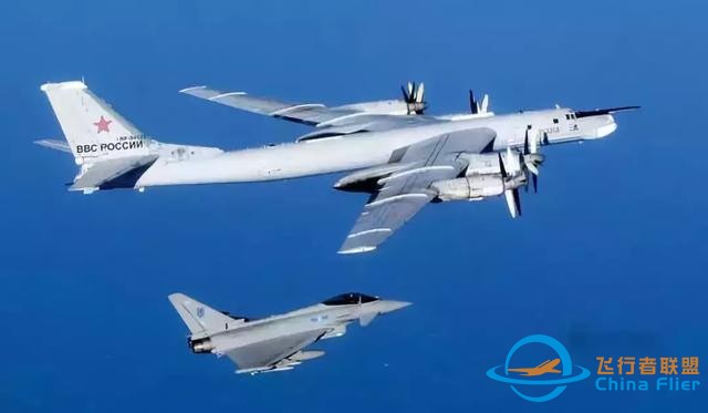 即使机毁人亡，也要找刺激！为何俄飞行员总爱杂耍式飞行选技巧-1677