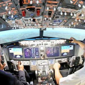 两款最新的飞行模拟器首次亮相于日本航空科学博物馆