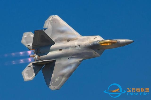 美专家：歼20在模拟战斗中不是F22对手，两者根本不是一个等级的-4607
