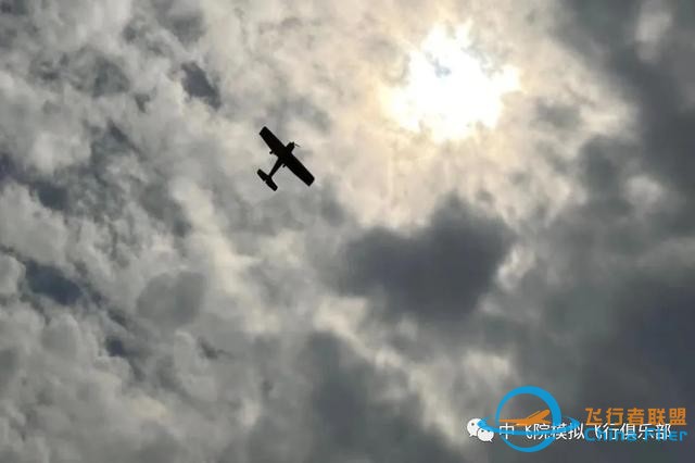 “雏鹰乘风起，天高任我飞”——模拟飞行航空志愿服务团进校园-1096