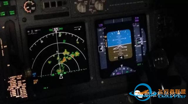波音737NG驾驶舱主飞行显示器(PFD)图文详解（一）空速-4346