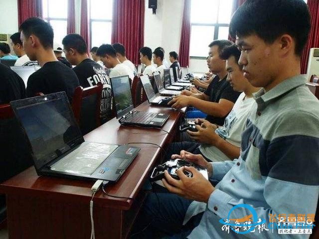 报名参军大学毕业生入役前苦练无人机技术，培养未来必备技能-6250
