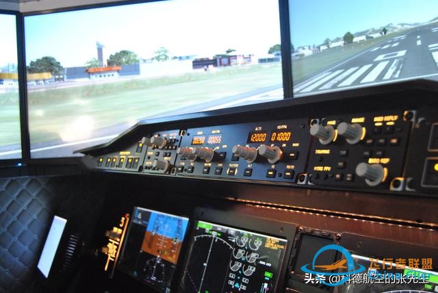 飞行训练模拟器-民航飞行训练模拟器-6213