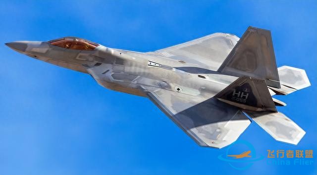 皇牌空战7：千钧一发！F35战斗机，拦截敌方已升空的导弹-8752