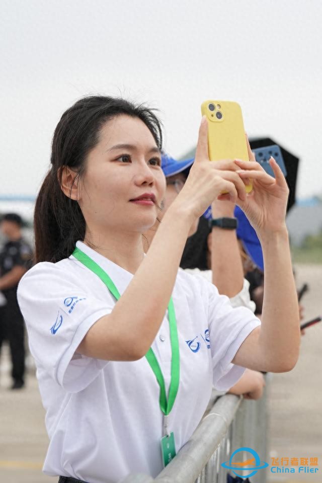 家门口的飞行表演，2023湖南（国际）通用航空产业博览会动态飞行表演举行-8694