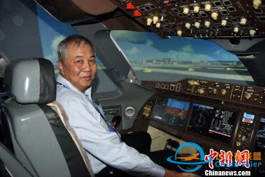 中国C919大型客机飞行模拟器首次亮相-9220