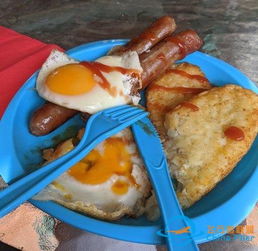 带娃在家模拟飞行15小时，引网友围观：用爱和创意抵御生活的无奈-2986