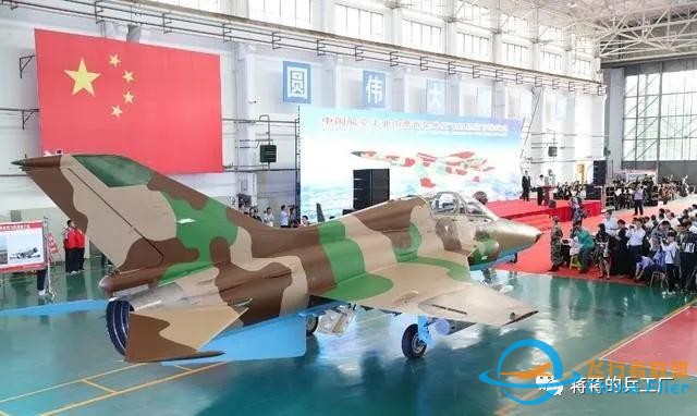 贵飞首爆FTC-2000G战斗机先进座舱，一平三下时髦度爆表-9079