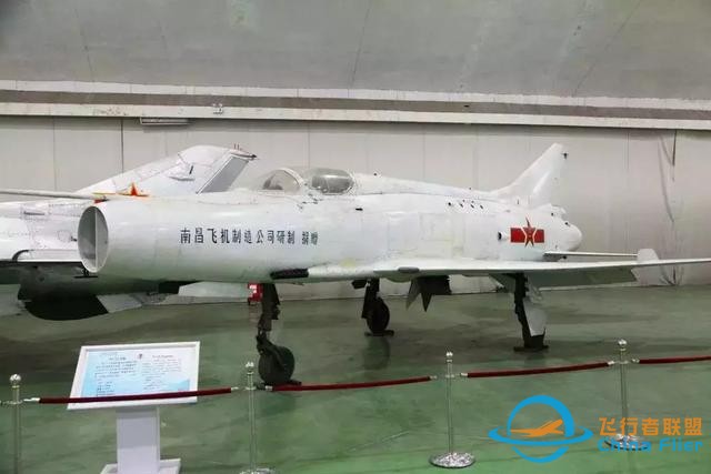 歼-12的设计思想非常先进，但这“中国式打法”能否奏效？-3842