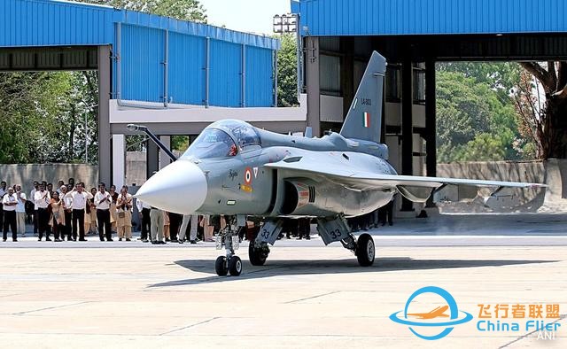 中国刚卡了美国军工的脖子，印度斯坦航空先翻白眼，LCA又难产了-3271