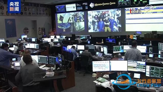 “星际客机”首次载人试飞结束，宇航员将在太空多待8个月-526