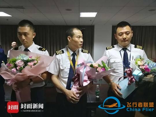 川航“英雄机长”刘传健曾在泸州学习飞行技能-5913