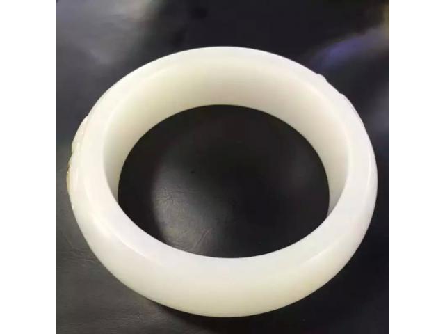  出手和田羊脂白玉籽料手镯